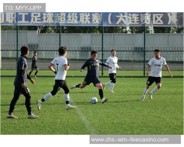 大连龙卷风足球俱乐部奋勇拼搏再创辉煌展现足球魅力与团队精神