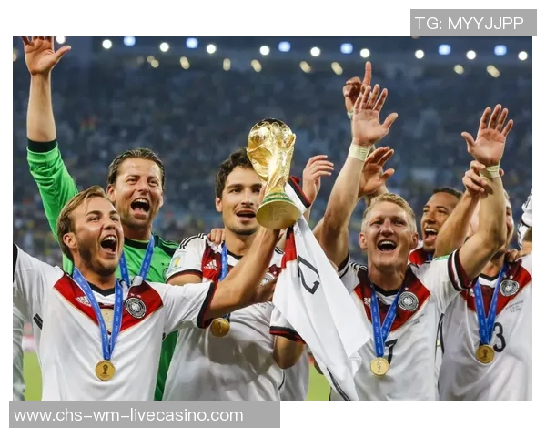 探索足球品牌的魅力与影响力如何塑造现代足球文化与运动员形象